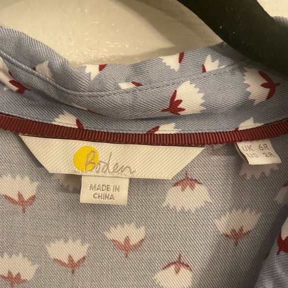 Boden beautiful blouse, like new, floral pattern - Picture 2 of 16